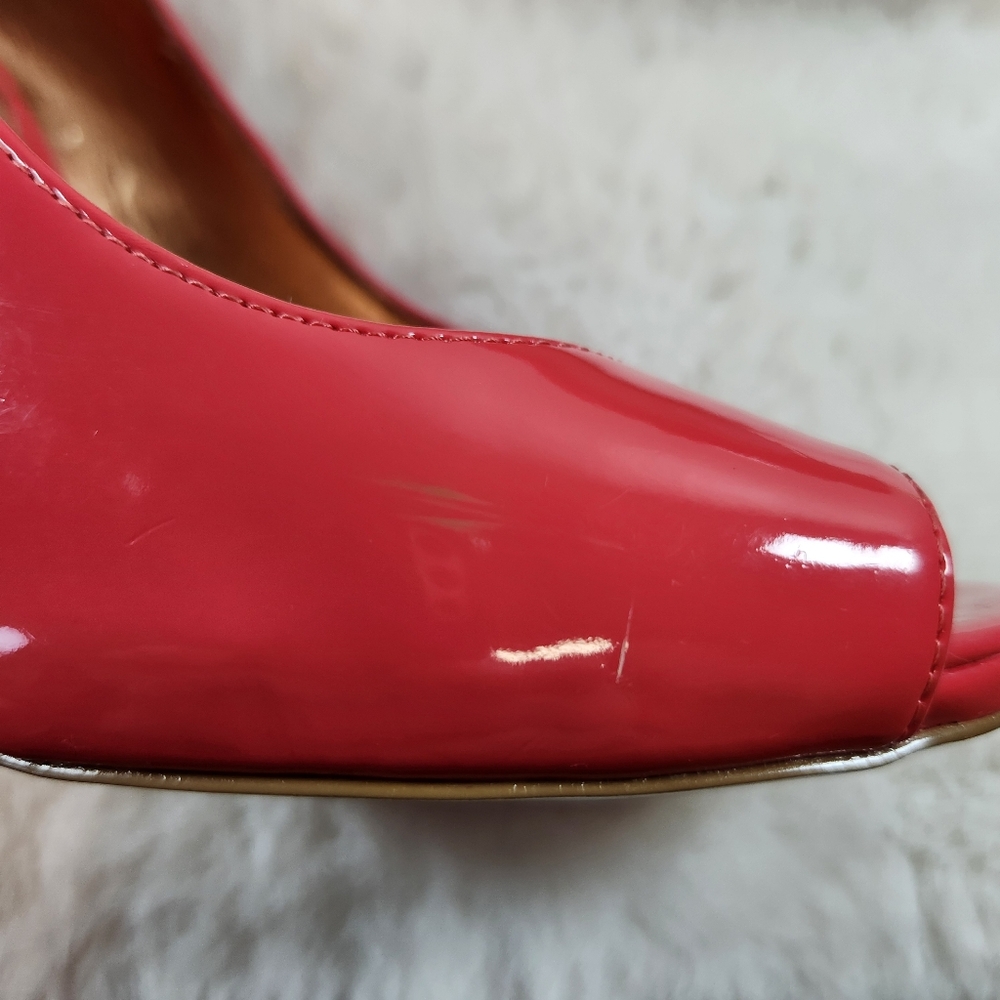 BCBG Coral Peep Toe Heels Pumps Size 6.5 M 4" Heel Faux Patent Leather - Picture 11 of 16